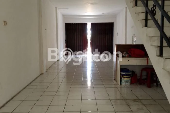 Ruko Disewa di Duren Sawit, Jakarta Timur, LT 80m2 / LB 180m2 Ruko Disewa di Duren Sawit, Jakarta Timur, LT 80m2 / LB 180m2
