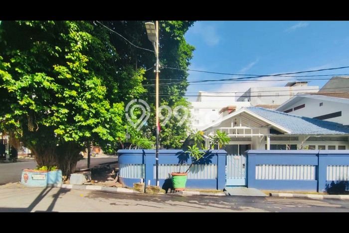 Jual Rumah Luas Megah Dengan View Cantik di Tomang, Jakarta Barat Jual Rumah Luas Megah Dengan View Cantik di Tomang, Jakarta Barat