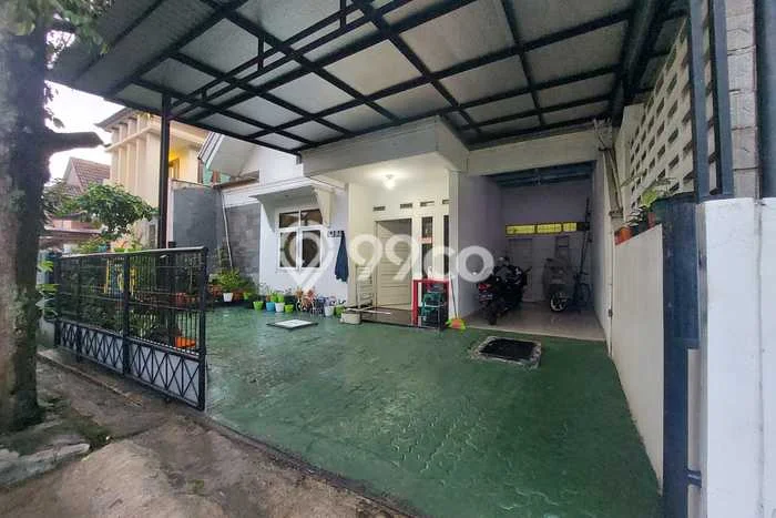 Rumah Lokasi Strategis kawasan Cimahi Tengah, Cimahi, Luas 182m2m² Bangunan 160m2m² Rumah Lokasi Strategis kawasan Cimahi Tengah, Cimahi, Luas 182m2m² Bangunan 160m2m²