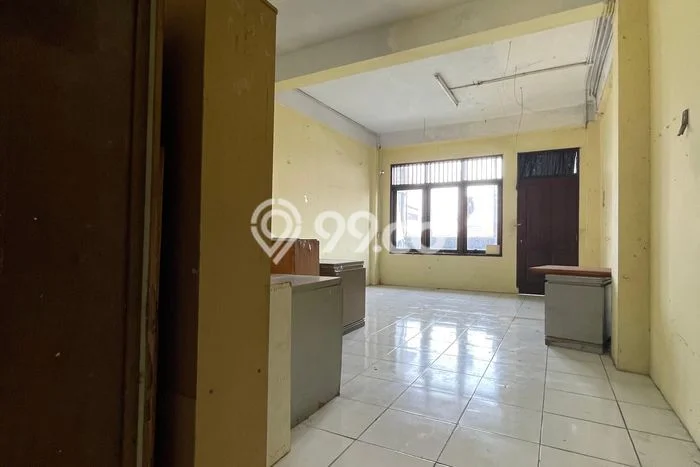 Ruko Dijual di Prime Area Jakarta Selatan Luas 480m2 Ruko Dijual di Prime Area Jakarta Selatan Luas 480m2