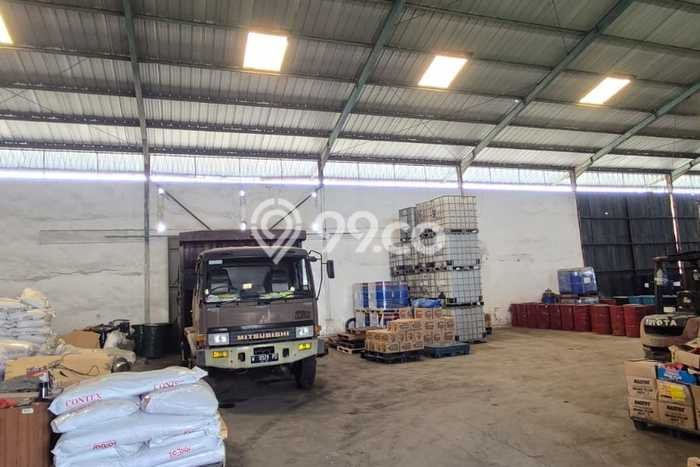 Unit Gudang Dijual di Waru Sidoarjo Luas Bangunan 2222m2 Unit Gudang Dijual di Waru Sidoarjo Luas Bangunan 2222m2