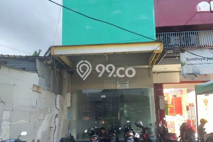 Area Ramai! Ruko Dijual di Mulyorejo untuk Bisnis Luas Bangunan 115m2 Area Ramai! Ruko Dijual di Mulyorejo untuk Bisnis Luas Bangunan 115m2