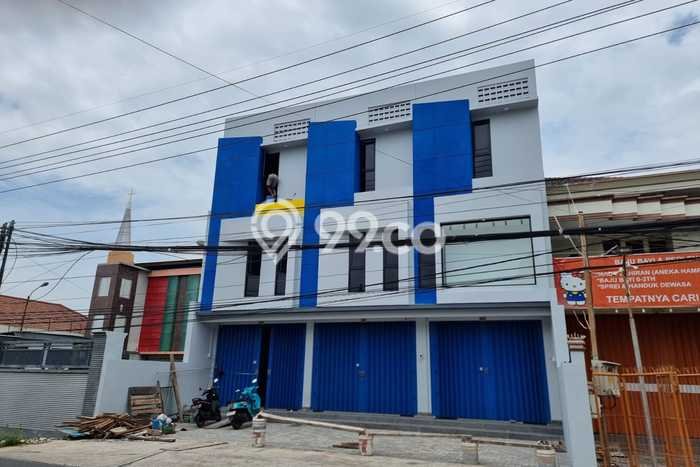 Ruko disewakan lokasi strategis Mulyorejo Surabaya 156m2 Ruko disewakan lokasi strategis Mulyorejo Surabaya 156m2