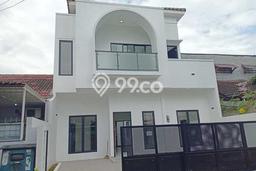 Ready to Use! Premium House LT 135m2 Desain Elegan di BSD Ready to Use! Premium House LT 135m2 Desain Elegan di BSD