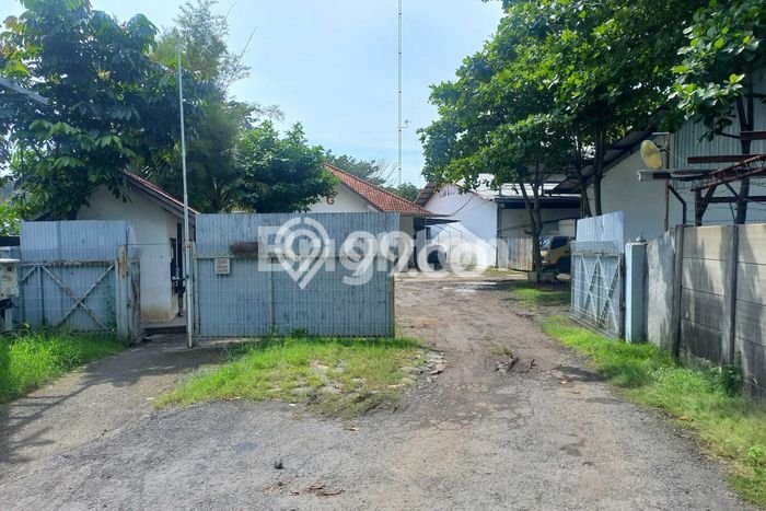 Unit Gudang Dijual di Kaliwungu Semarang Luas Bangunan 5000m2 Unit Gudang Dijual di Kaliwungu Semarang Luas Bangunan 5000m2
