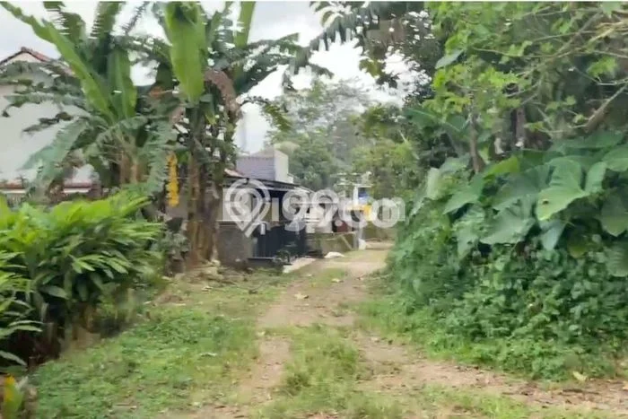 Lahan Kosong Dijual di Ungaran Barat, Semarang, Luas 95m2 Area Strategis Lahan Kosong Dijual di Ungaran Barat, Semarang, Luas 95m2 Area Strategis
