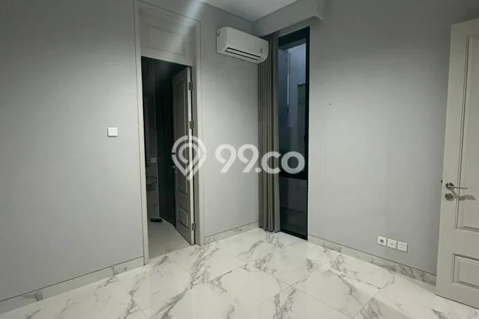 Ready to Use! Luxury House LT 160m2 Desain Modern di Pakuwon CIty Ready to Use! Luxury House LT 160m2 Desain Modern di Pakuwon CIty