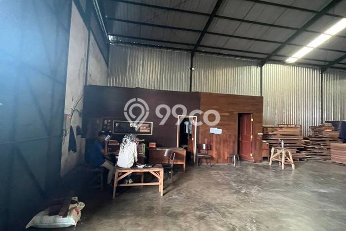 Unit Gudang Paling Strategis di Gresik Gresik dengan LB 2622m2 Unit Gudang Paling Strategis di Gresik Gresik dengan LB 2622m2