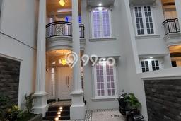 For Sale! Luxury House LT 107m2 Desain Elegan di Kebagusan For Sale! Luxury House LT 107m2 Desain Elegan di Kebagusan