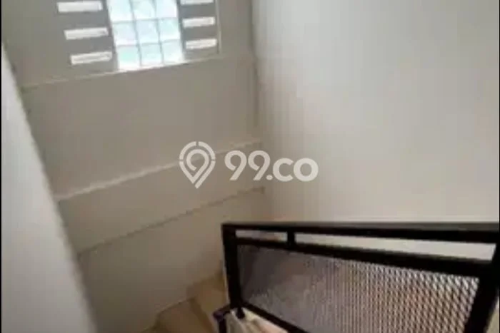 Dijual Kost Strategis di Ciledug, Tangerang 21 KT, 21 KM, Luas Bangunan 217m2 Dijual Kost Strategis di Ciledug, Tangerang 21 KT, 21 KM, Luas Bangunan 217m2