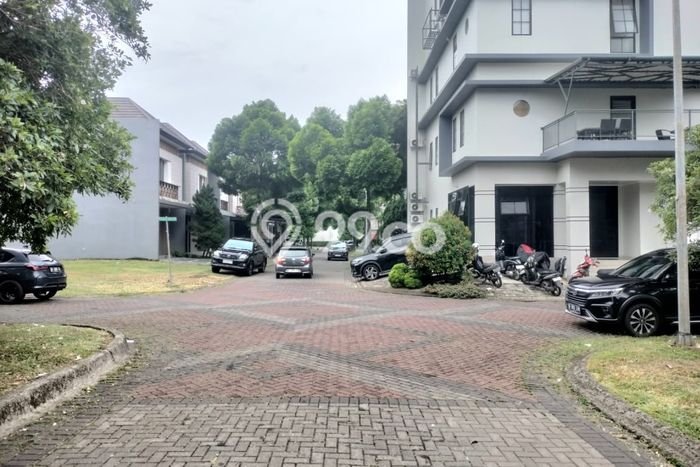 Lahan Dijual Lokasi Strategis di Tangerang dengan Luas 130m2 Lahan Dijual Lokasi Strategis di Tangerang dengan Luas 130m2