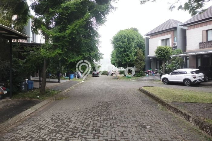 Lahan Dijual Lokasi Strategis di Tangerang dengan Luas 130m2 Lahan Dijual Lokasi Strategis di Tangerang dengan Luas 130m2