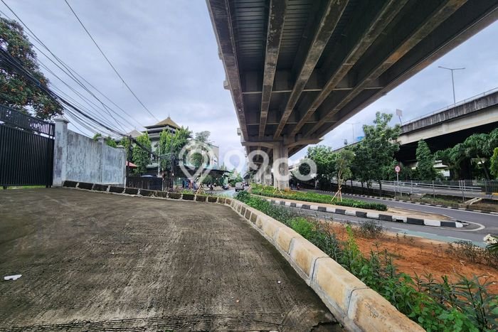 Gudang Bagus LT 351m2 LB 300m2 Dijual di Jatinegara Jakarta Timur Gudang Bagus LT 351m2 LB 300m2 Dijual di Jatinegara Jakarta Timur