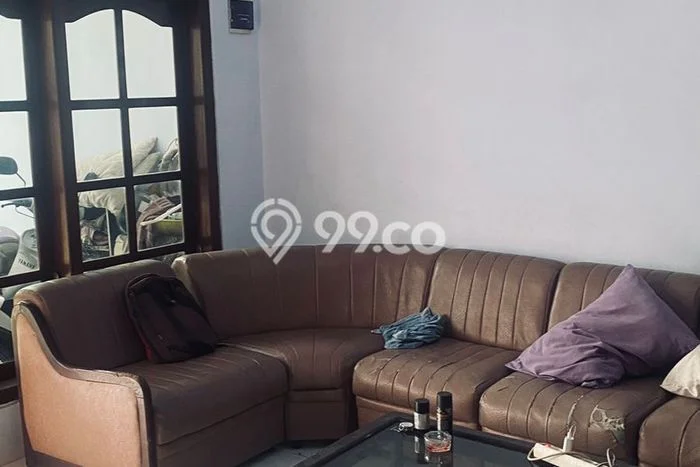 Jual Rumah Harga Miring Pare Punya 3 Kamar & LT 140m2 Jual Rumah Harga Miring Pare Punya 3 Kamar & LT 140m2
