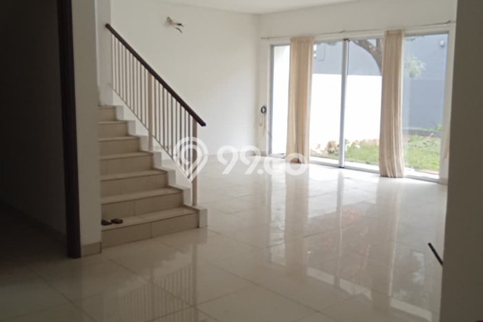 Rumah Disewakan Jakarta Timur LT 240m2 LB 235m2 Area Jakarta Garden City Rumah Disewakan Jakarta Timur LT 240m2 LB 235m2 Area Jakarta Garden City