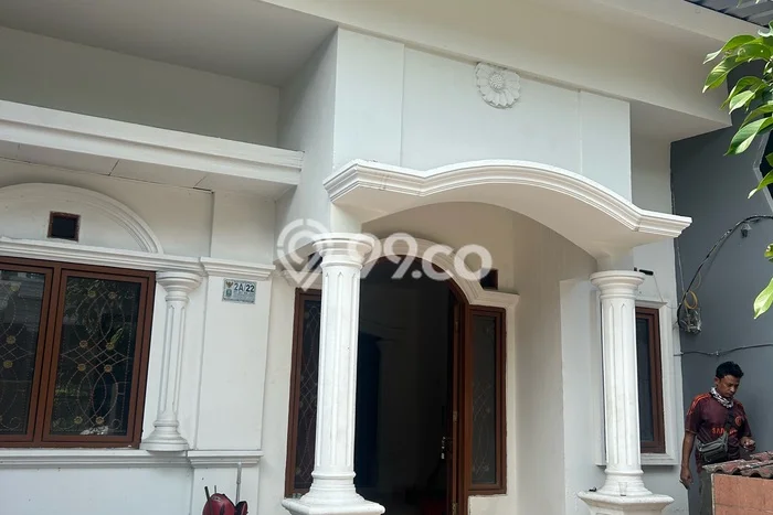 Rumah sewa siap pakai 5 KT di Harapan Indah, Bekasi Rumah sewa siap pakai 5 KT di Harapan Indah, Bekasi