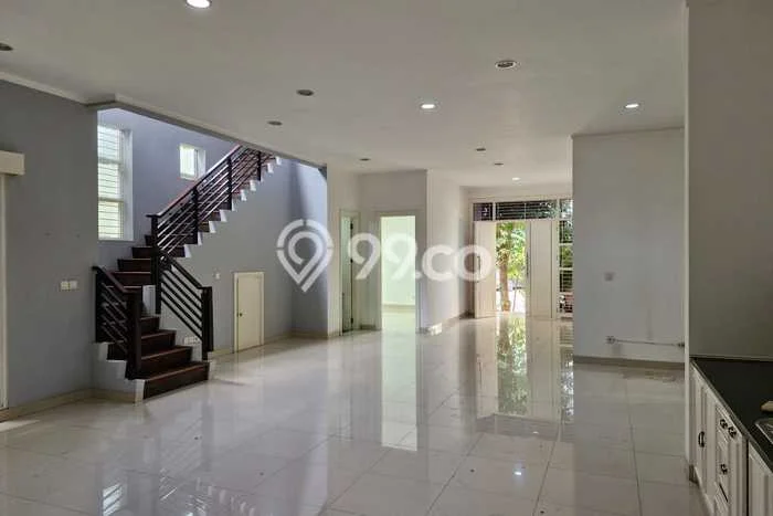 Siap Huni Rumah Mewah 5 Kamar di Cilincing Dekat ke Mana Pun Siap Huni Rumah Mewah 5 Kamar di Cilincing Dekat ke Mana Pun