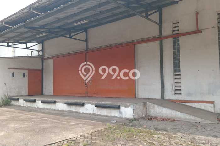 Disewakan Gudang di Kawasan Ramai Narogong Luas 3000m2 Disewakan Gudang di Kawasan Ramai Narogong Luas 3000m2
