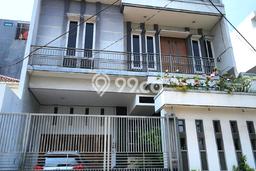 For Sale! Premium House LT 200m2 Desain Modern di Pluit For Sale! Premium House LT 200m2 Desain Modern di Pluit