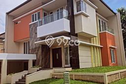 Dijual Rumah Luas Elegan Dengan View Eksklusif di BSD The Green, Tangerang Dijual Rumah Luas Elegan Dengan View Eksklusif di BSD The Green, Tangerang