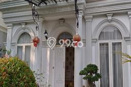 Rumah Mewah Dijual LT 300m2 di Serpong, Tangerang Selatan Rumah Mewah Dijual LT 300m2 di Serpong, Tangerang Selatan
