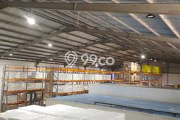 Unit Gudang Disewakan di BSD City di Area Ramai & Strategis Unit Gudang Disewakan di BSD City di Area Ramai & Strategis