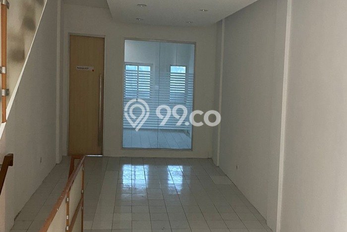 AREA PROSPEKTIF! Ruko di , Luas 230m2m², Pusat Bisnis AREA PROSPEKTIF! Ruko di , Luas 230m2m², Pusat Bisnis