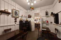 Siap Huni Rumah Mewah 3 Kamar di Senen Dekat ke Mana Saja Siap Huni Rumah Mewah 3 Kamar di Senen Dekat ke Mana Saja