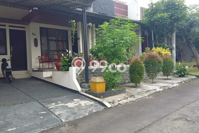 Hunian Nyaman Asri 2 KT Siap Huni di Sentul Bogor Hunian Nyaman Asri 2 KT Siap Huni di Sentul Bogor
