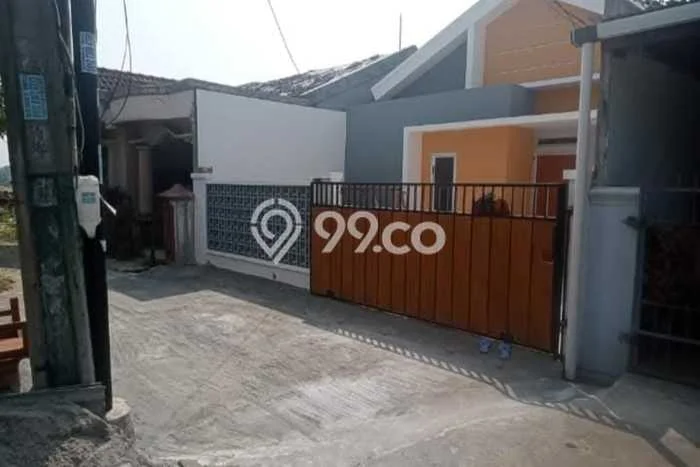 Jual Rumah Strategis Bagus Punya 2 KT di Cisauk Tangerang SHM Jual Rumah Strategis Bagus Punya 2 KT di Cisauk Tangerang SHM