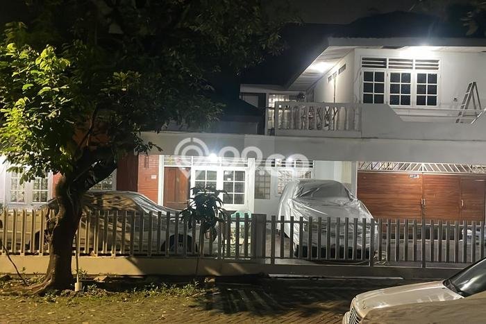 Rumah Luxury Modern Siap Huni di Kedoya Baru Jakarta Barat Rumah Luxury Modern Siap Huni di Kedoya Baru Jakarta Barat