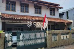 For Sale Rumah 6 Kamar Lokasi Strategis Bagus dan Strategis di Duren Sawit For Sale Rumah 6 Kamar Lokasi Strategis Bagus dan Strategis di Duren Sawit
