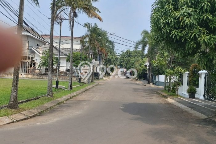 For Sale Rumah 4 Kamar Lokasi Ideal Nyaman dan Strategis di Ciputat Timur For Sale Rumah 4 Kamar Lokasi Ideal Nyaman dan Strategis di Ciputat Timur