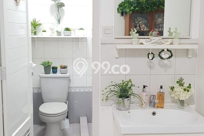 Hunian Elit LB 180m2 Siap Pakai Desain Elegan di Puri Indah, Jakarta Barat Hunian Elit LB 180m2 Siap Pakai Desain Elegan di Puri Indah, Jakarta Barat