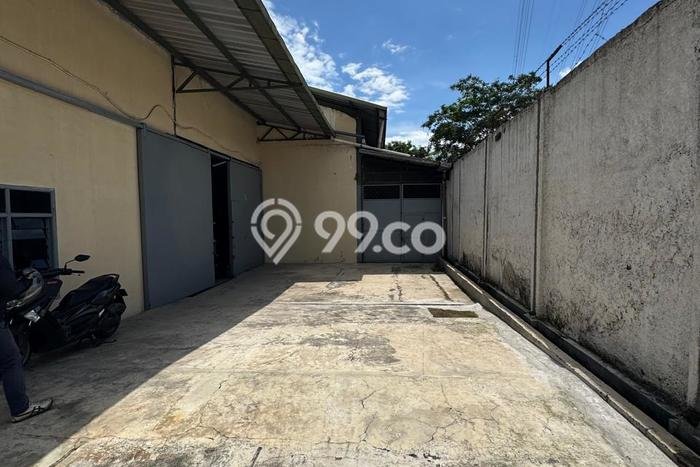 Untuk Dijual! Gudang di Kopo Bandung LT 886m2 / LB 700m2 Kawasan Strategis Untuk Dijual! Gudang di Kopo Bandung LT 886m2 / LB 700m2 Kawasan Strategis