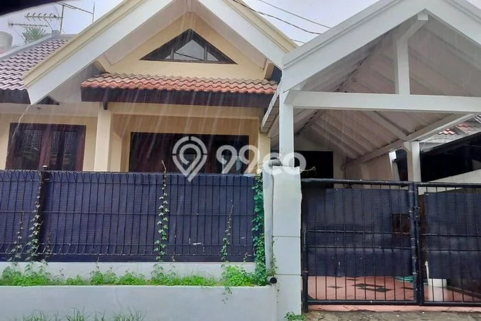 HUNIAN EKSKLUSIF! Rumah di Mulyorejo, 2 KM, Konsep Minimalis, Luas 135m2m² Bangunan 100m2m² HUNIAN EKSKLUSIF! Rumah di Mulyorejo, 2 KM, Konsep Minimalis, Luas 135m2m² Bangunan 100m2m²