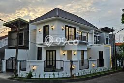 Siap Huni Rumah Mewah 3 Kamar di Rungkut Dekat ke Mana Saja Siap Huni Rumah Mewah 3 Kamar di Rungkut Dekat ke Mana Saja