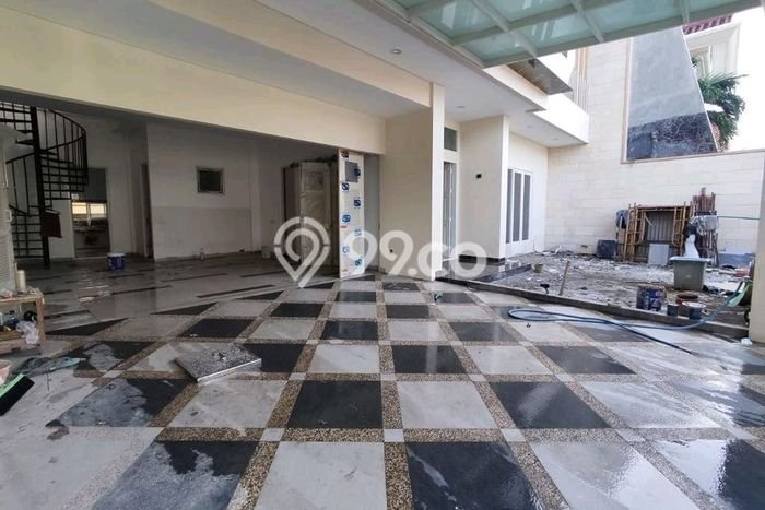 Dijual Rumah Premium dengan Fasilitas Sekitar Komplit di Mulyorejo, Surabaya Dijual Rumah Premium dengan Fasilitas Sekitar Komplit di Mulyorejo, Surabaya