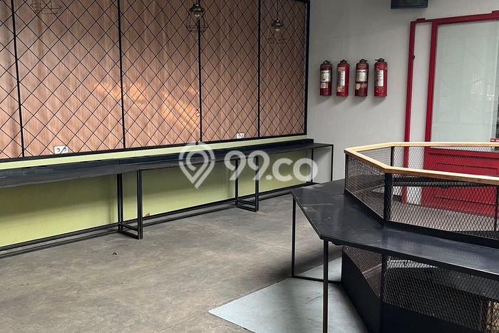 AREA KOMERSIAL! Komersial Disewakan Kawasan Pasir Kaliki, Luas 250m², Jalan Strategis AREA KOMERSIAL! Komersial Disewakan Kawasan Pasir Kaliki, Luas 250m², Jalan Strategis