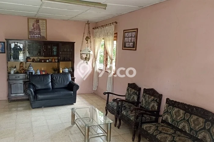 Rumah Modern 5 KT di Cisaranten Bandung Unfurnished Rumah Modern 5 KT di Cisaranten Bandung Unfurnished