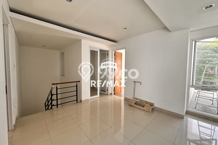 Rumah kawasan Cinere, Akses ke Pusat Kota, LT 130m2m² Rumah kawasan Cinere, Akses ke Pusat Kota, LT 130m2m²