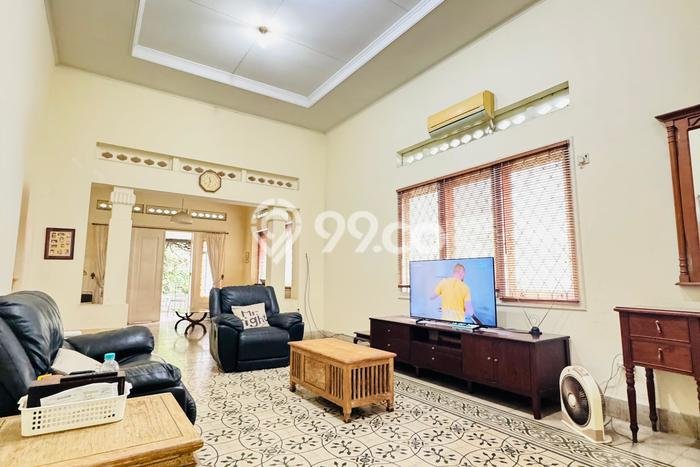 Best Deal Hunian Premium Ideal dan Luas di Menteng, Jakarta Pusat Best Deal Hunian Premium Ideal dan Luas di Menteng, Jakarta Pusat