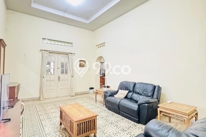Best Deal Hunian Premium Ideal dan Luas di Menteng, Jakarta Pusat Best Deal Hunian Premium Ideal dan Luas di Menteng, Jakarta Pusat