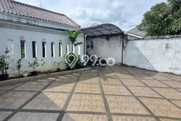 For Sale! Luxury House LT 966m2 Desain Modern di Kemang For Sale! Luxury House LT 966m2 Desain Modern di Kemang
