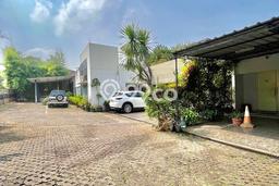 For Sale! Premium House LT 1320m2 Desain Modern di Cipete For Sale! Premium House LT 1320m2 Desain Modern di Cipete