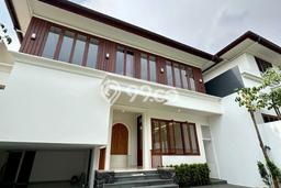 Rumah Bagus area Kemang, Jakarta Selatan, Luas Tanah 600m², Luas Bangunan 600m² Rumah Bagus area Kemang, Jakarta Selatan, Luas Tanah 600m², Luas Bangunan 600m²