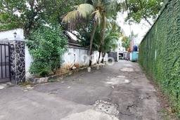 For Sale! Luxury House LT 619m2 Desain Modern di Cipete For Sale! Luxury House LT 619m2 Desain Modern di Cipete