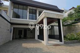 Rumah Elit Modern Tanpa Renovasi di Kemang Jakarta Selatan Rumah Elit Modern Tanpa Renovasi di Kemang Jakarta Selatan