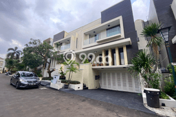 Jual Rumah Mewah Elegan Dengan View Cantik di Pejaten, Jakarta Selatan Jual Rumah Mewah Elegan Dengan View Cantik di Pejaten, Jakarta Selatan