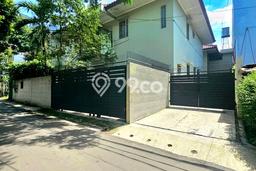 Dijual Rumah Premium dengan Fasilitas Sekitar Lengkap di Cilandak, Jakarta Selatan Dijual Rumah Premium dengan Fasilitas Sekitar Lengkap di Cilandak, Jakarta Selatan